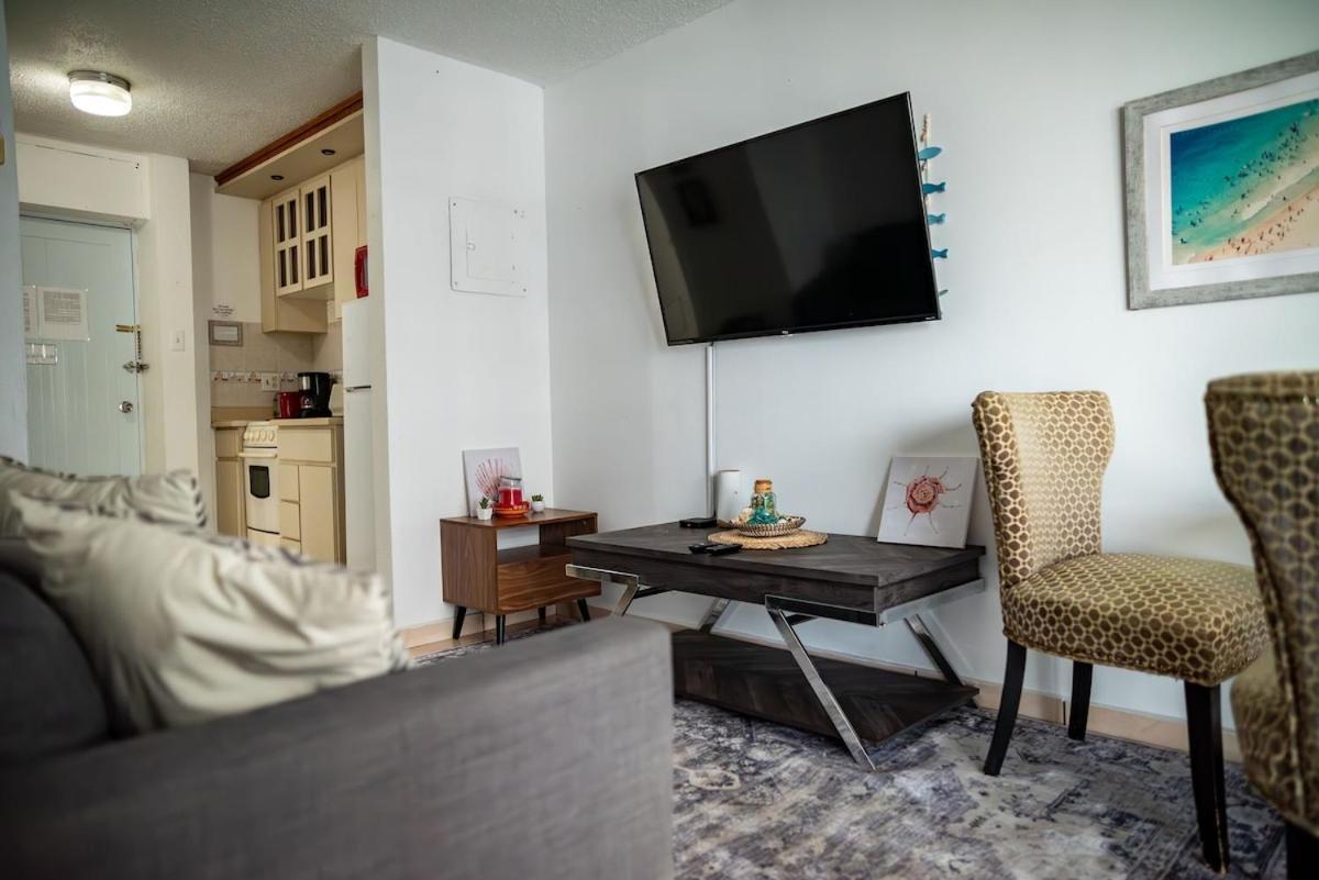 Steps From Foxwoods- Beachfront Retreat With Pools سان خوان المظهر الخارجي الصورة